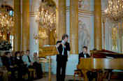 Bartlomiej Kominek y Eduardo Tami en el Palacio Real de Varsovia (9-09-01). Haga un clic con el ratn sobre la imagen para ampliarla.
