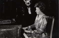 Lydia Negri - pianista argentina haga clic para ampliar